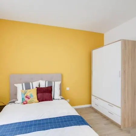 Apartment Des Lilas - Terrasse Privee Reims